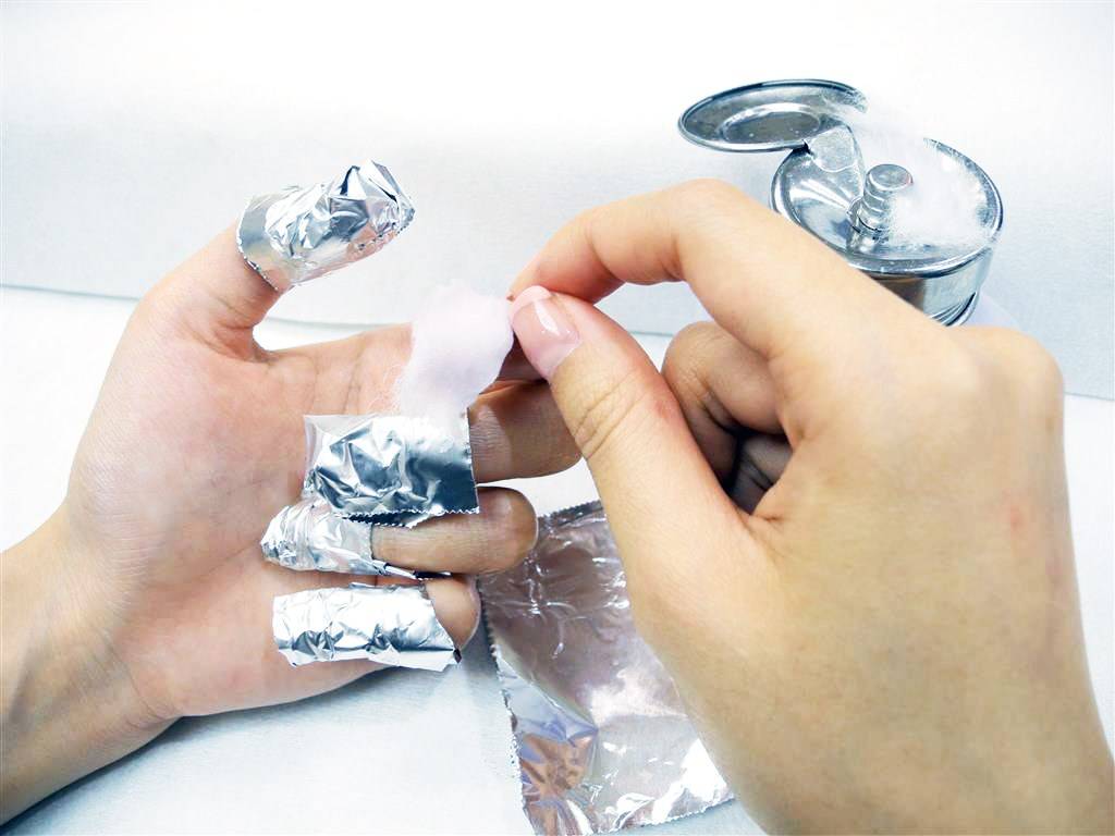 Как в домашних условиях снять гель-лак: доступные способы - маникюрчик.ру