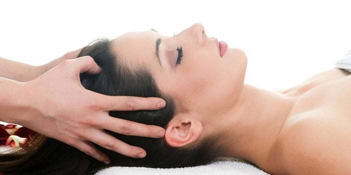 Как правильно делать массаж кожи головы для укрепление волос и от выпадения