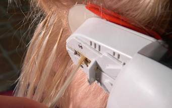 Тонкая работа - микрокапсульное наращивание волос!