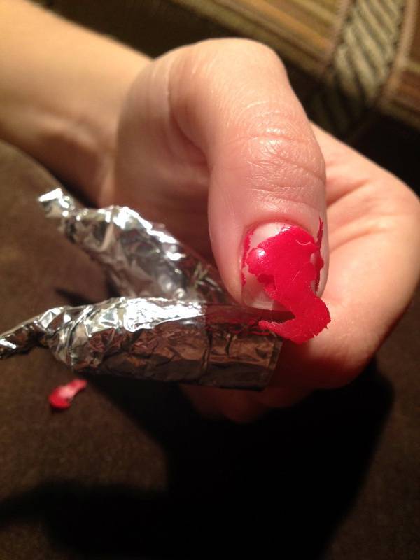 Как снять лак гель с ногтей в домашних условиях обычной жидкостью без фольги