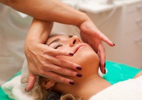 Хиромассаж лица — что это такое: достойный ответ пластической хирургии