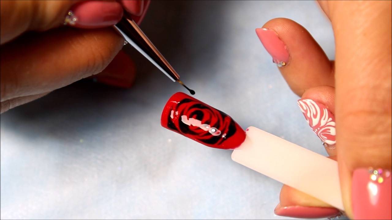 Как нарисовать губы на ногтях пошагово фото