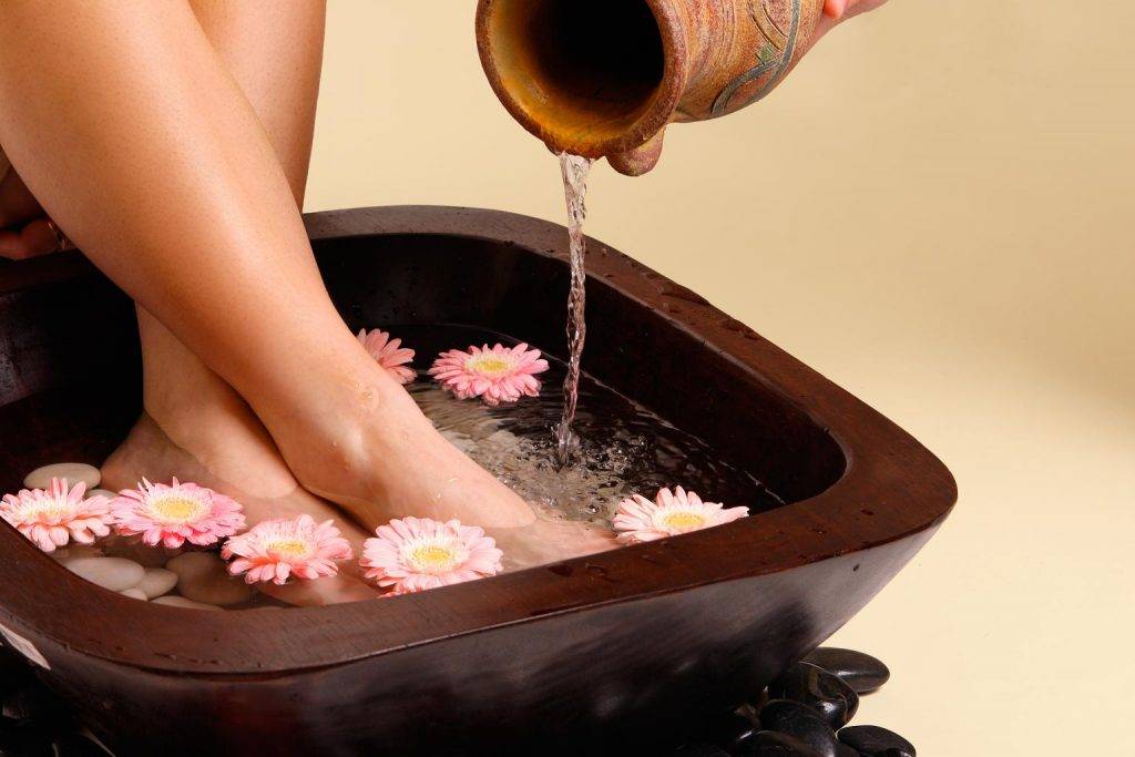 Уксус для ног: полезные ванночки для лечения и отзывы