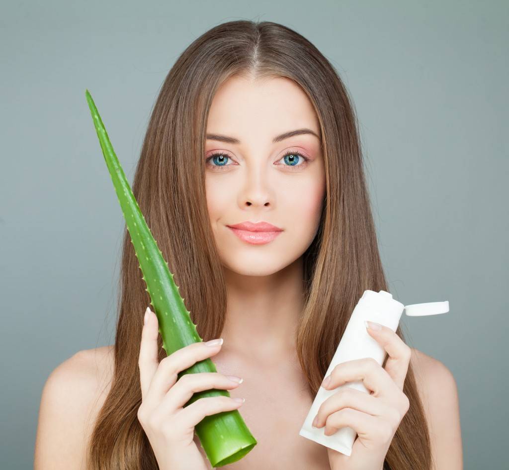 Шампунь для ломких волос: советы парикмахеров по выбору подходящего средства для сухих прядей