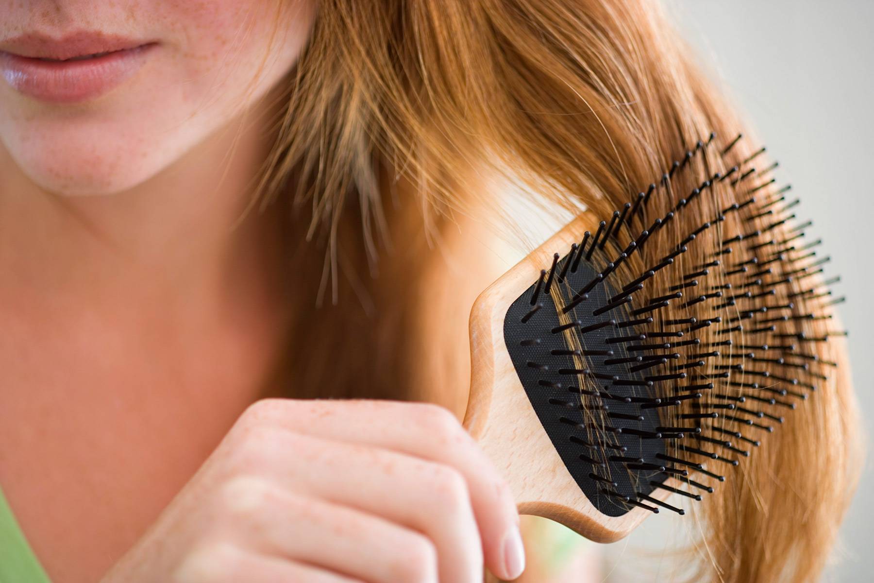 Как избавиться от вьющихся кончиков волос