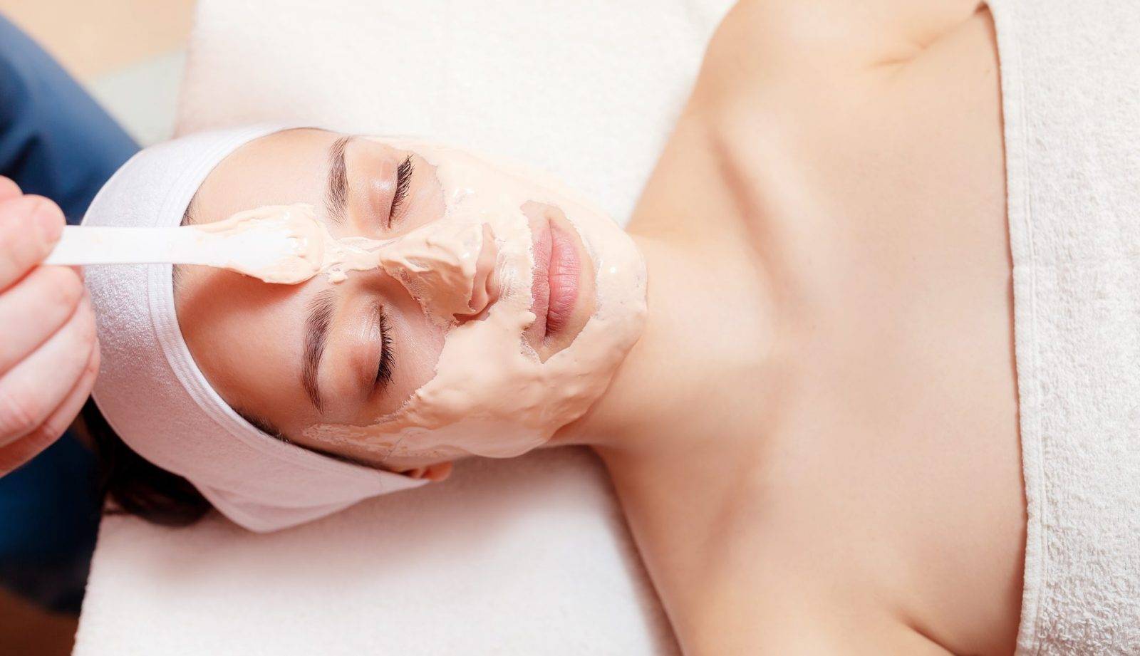 Лучшие альгинатные маски для лица. как правильно разводить и применять альгинатные маски. рейтинг и лучшие рецепты альгинатных масок в домашних условиях