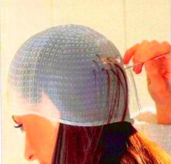 Как можно сделать шапочку на волосах длинных