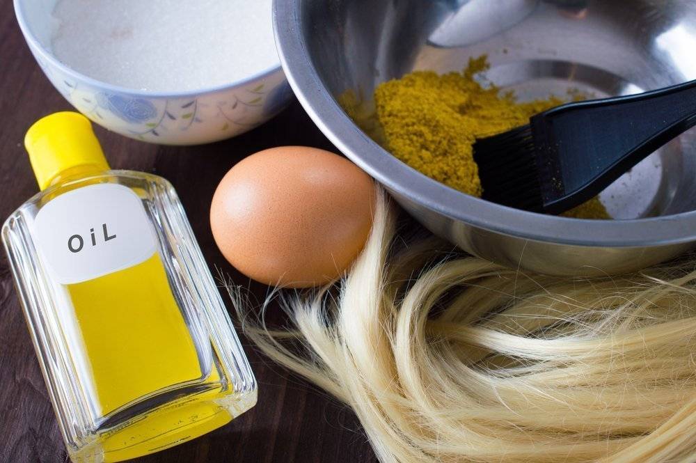Маска для волос из меда и лука: пошаговый рецепт, польза и противопоказания