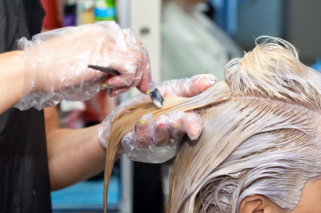 Что такое гидроперит и как с его помощью провести обесцвечивание волос?