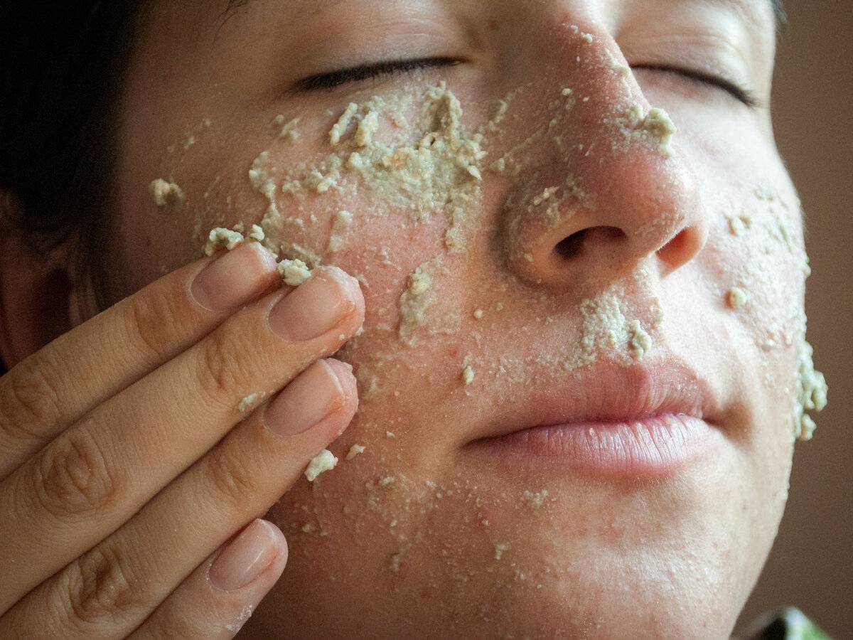Как распаривать кожу лица перед бритьем