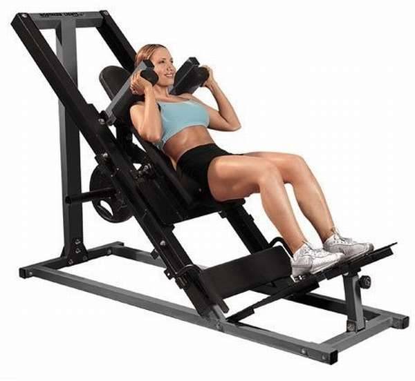 Упражнение жим ногами