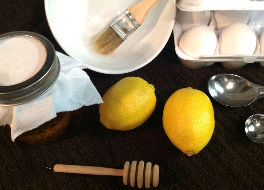 Маска для лица с медом и яйцом - 15 эффективных рецептов