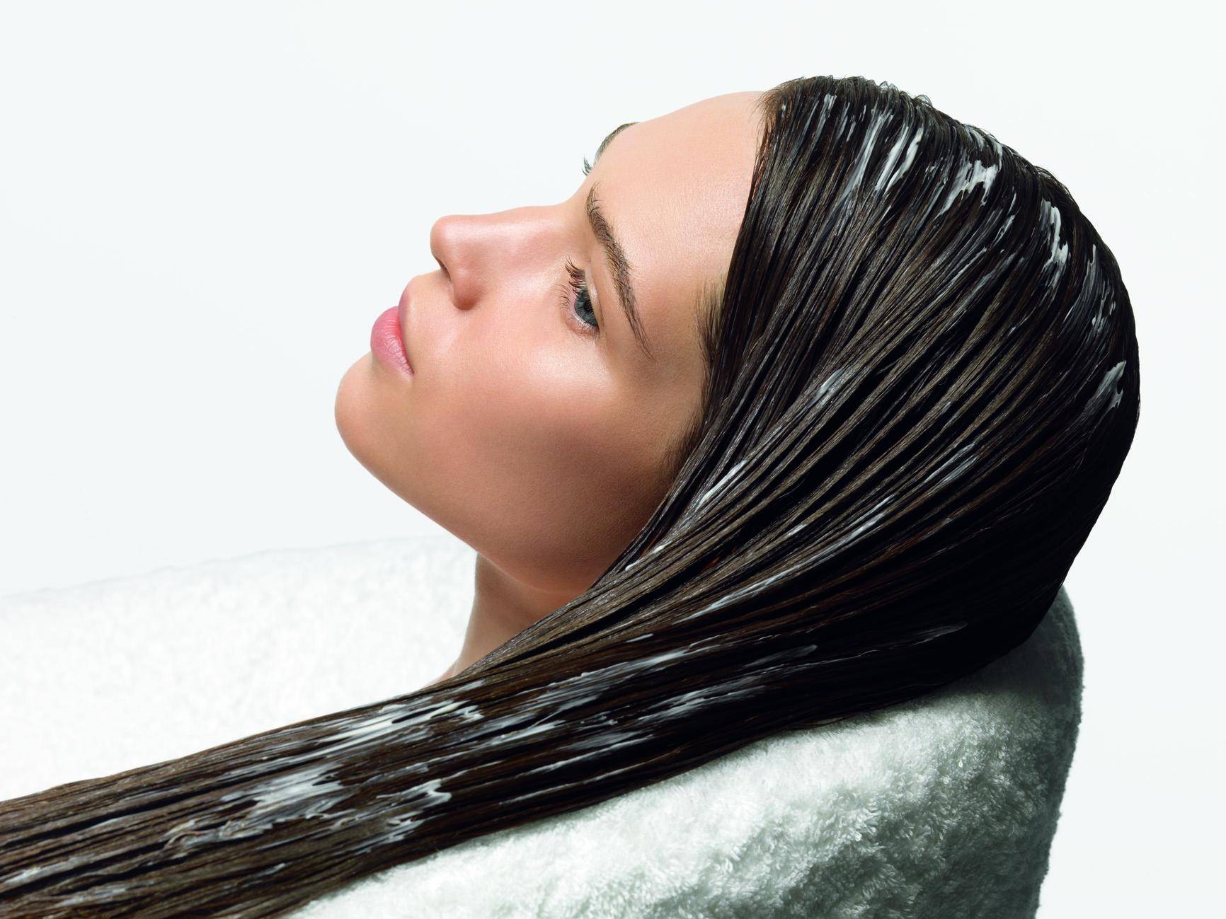 Маска для «шёлковых» волос: лучшие средства для блеска и гладкости в домашних условиях