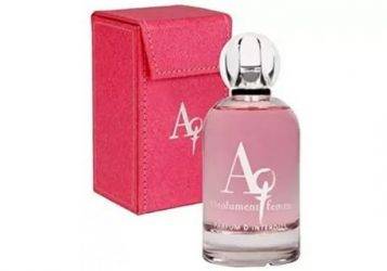 Какие духи подходят женщинам после 50 лет?