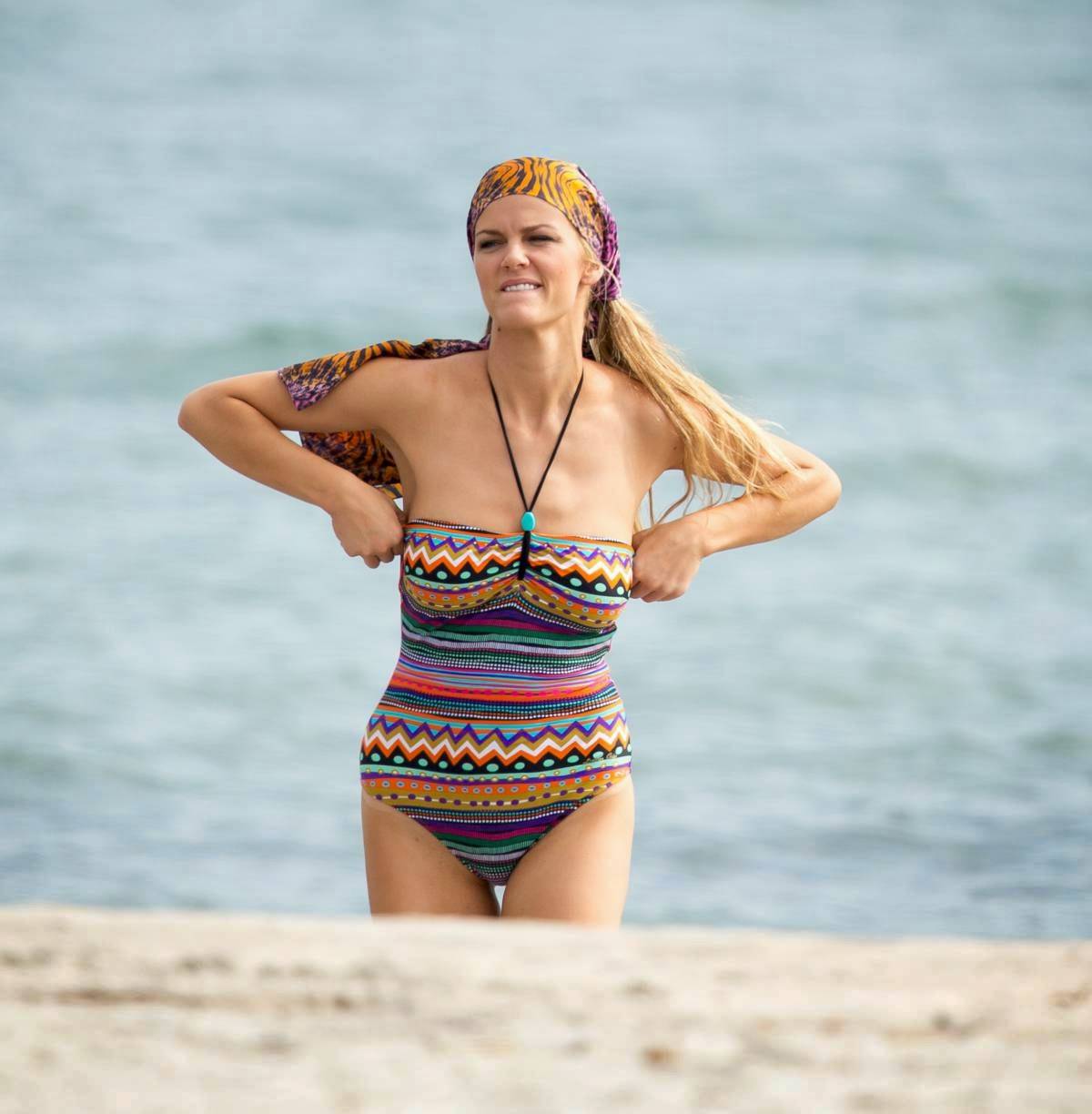 Бруклин декер: биография, фото, видео, параметры, инстаграм