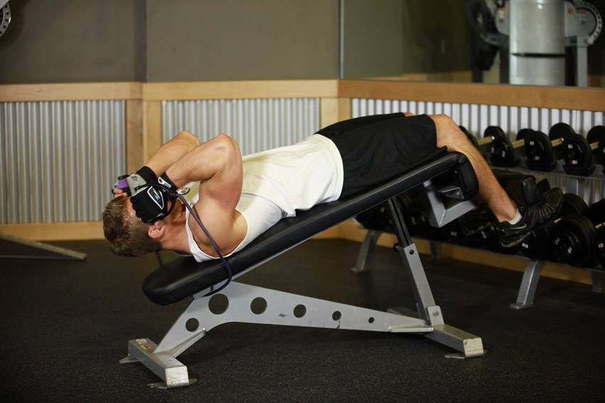 Упражнение складка на пресс: техника выполнения, какие мышцы работают